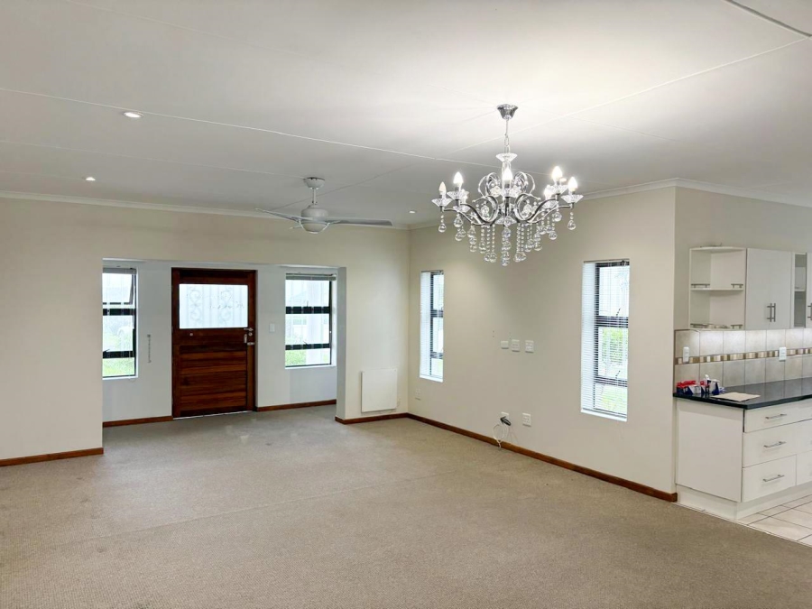 3 Bedroom Property for Sale in Stilbaai Wes Western Cape
